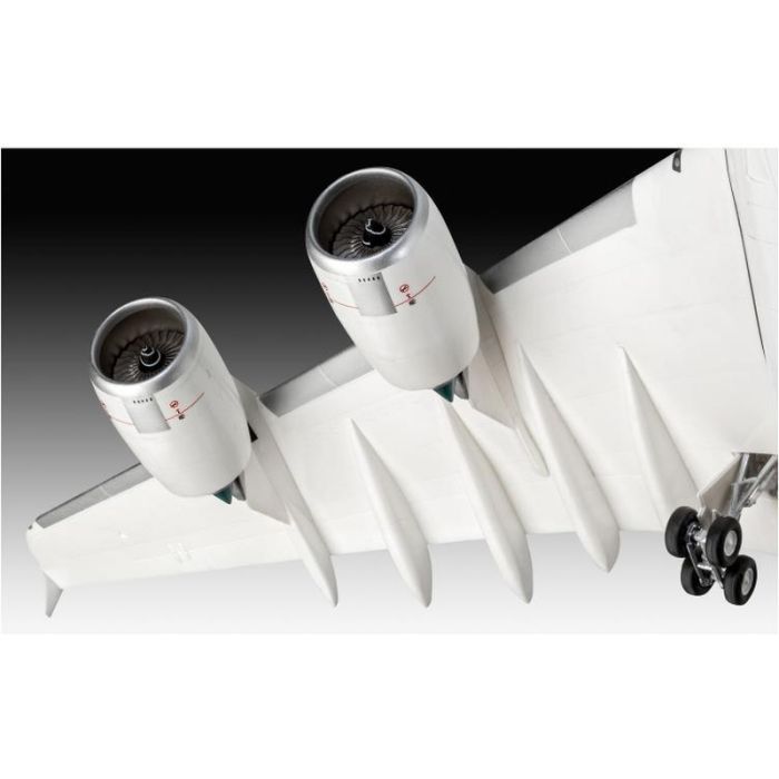 Сборная модель Revell Самолет Airbus A380-800 "Lufthansa" новая ливрея, уровень 5, 1:144 (RVL-03872) изображение 3