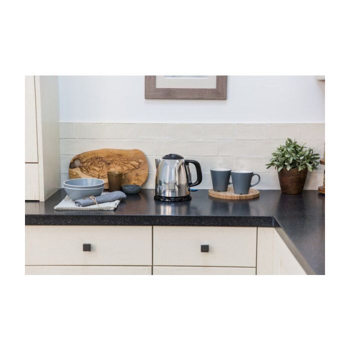 Электрочайник Russell Hobbs 24990-70 Victory изображение 2