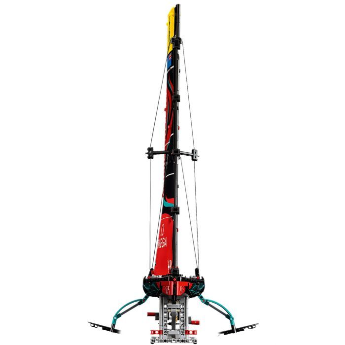 Конструктор LEGO Technic Яхта Emirates Team New Zealand AC75 (42174) зображення 4