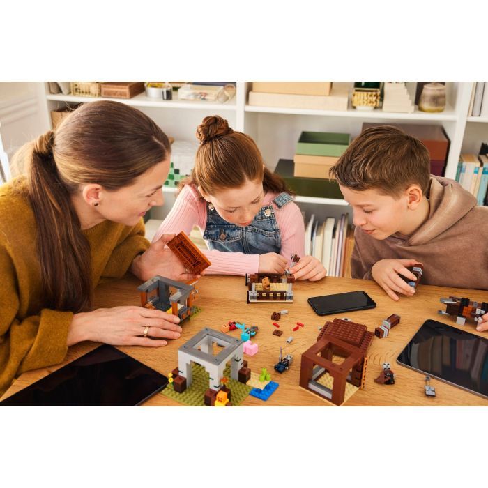 Конструктор LEGO Minecraft Аванпост розбійників та спустошувач (21278) зображення 9