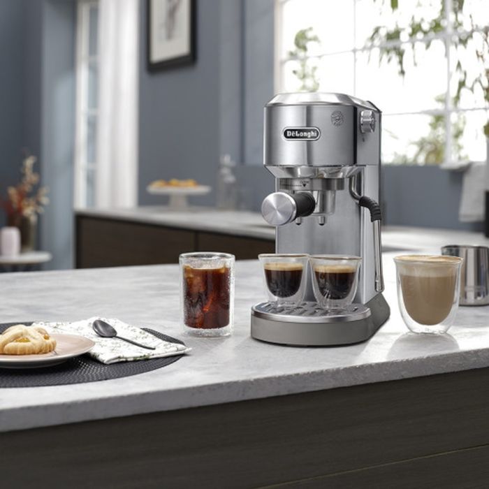 Ріжкова кавоварка еспресо DeLonghi EC 890.M зображення 4