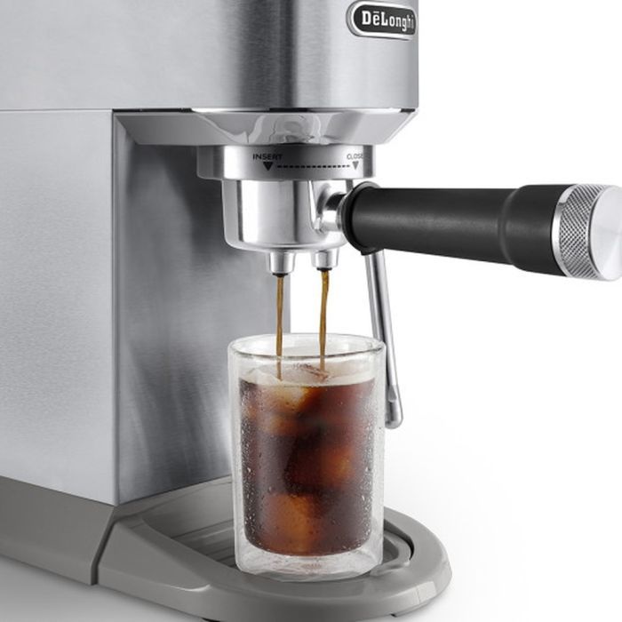 Ріжкова кавоварка еспресо DeLonghi EC 890.M зображення 5