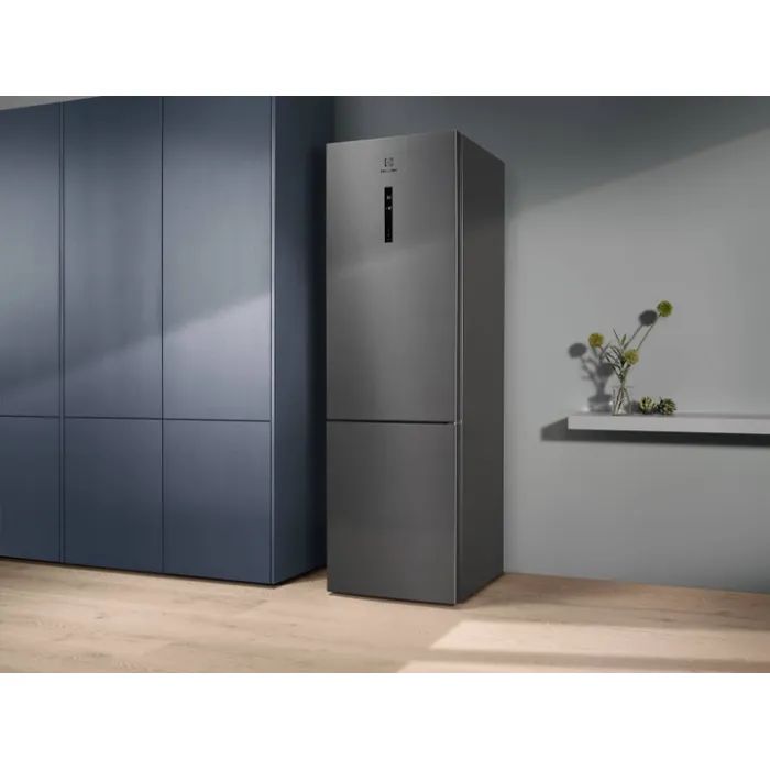 Холодильник Electrolux LNT7ME36X3 изображение 10