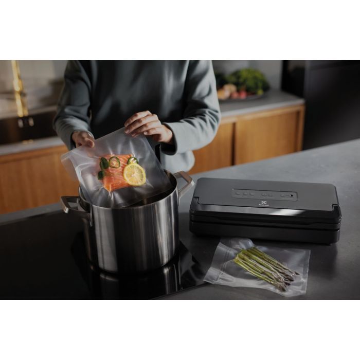 Вакууматор Electrolux Explore (E6VS1-6AG) изображение 7