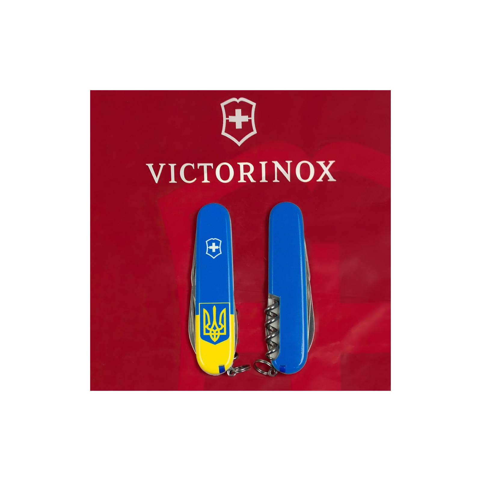 Ніж Victorinox Spartan Ukraine 91 мм Чорний Тризуб готичний синьо-жовтий (1.3603.3_T0636u) зображення 11