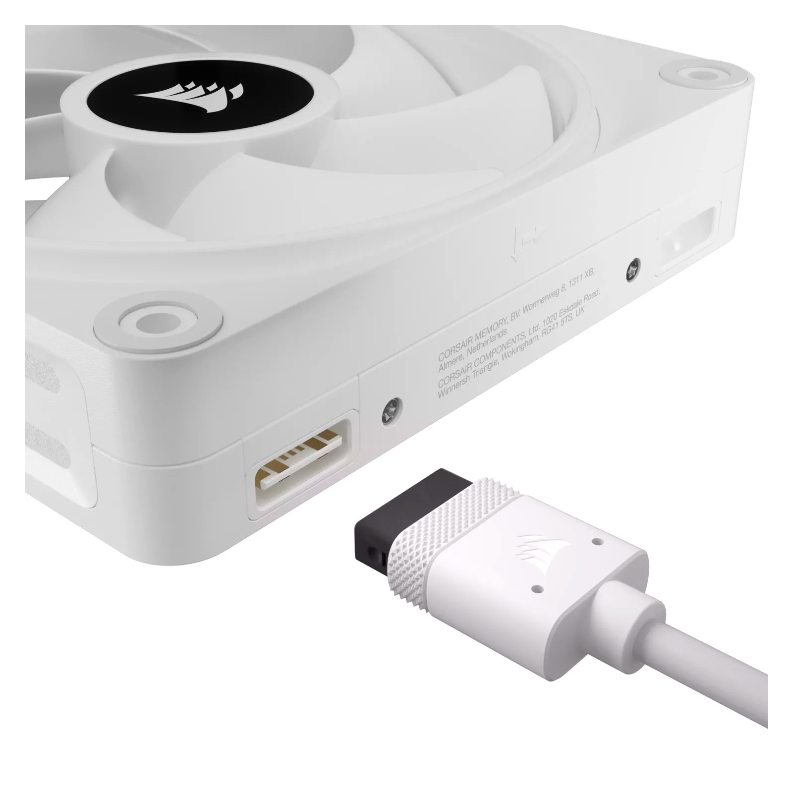 Кулер для корпуса Corsair iCUE Link QX120 RGB PWM PC Fans Starter Kit with iCUE Link System Hub W (CO-9051006-WW) изображение 7