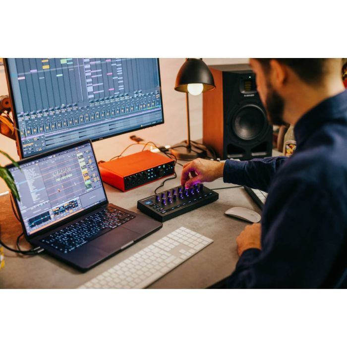 MIDI контроллер Novation Launch Control 3 (302420) изображение 8