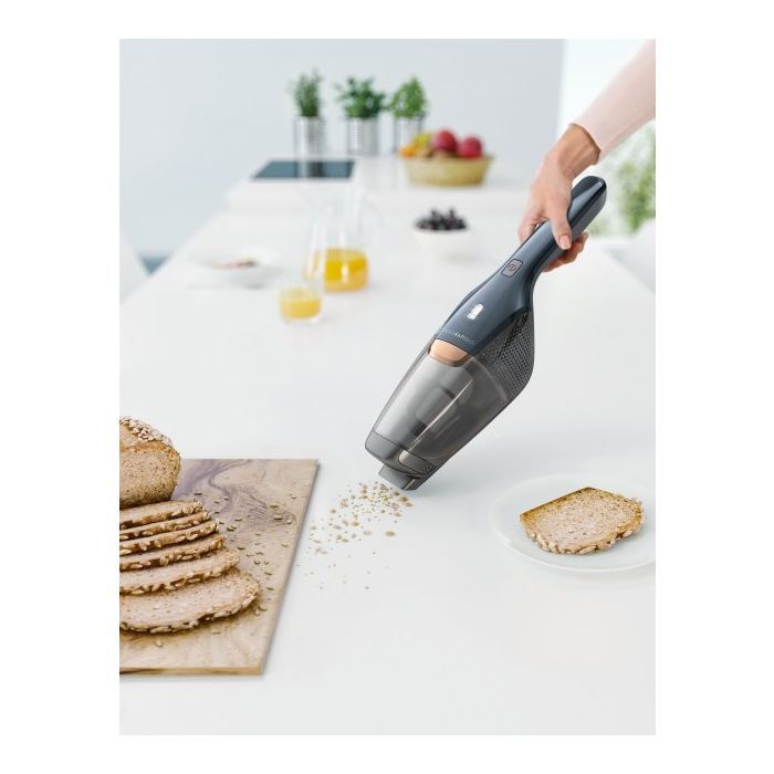 Пылесос Electrolux EERC75DB изображение 4