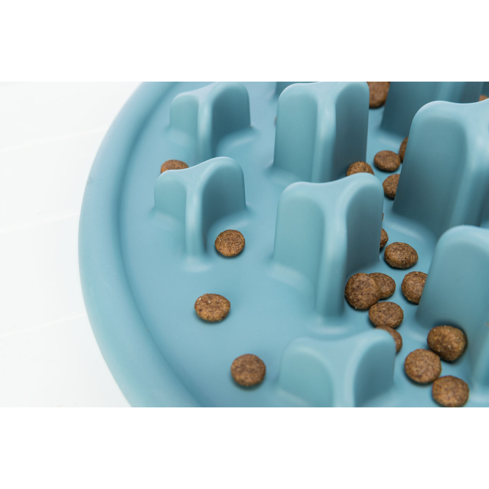 Посуд для котів Trixie Килимок Pillars Повільне годування d 35 см (блакитний) (4011905250380) зображення 4
