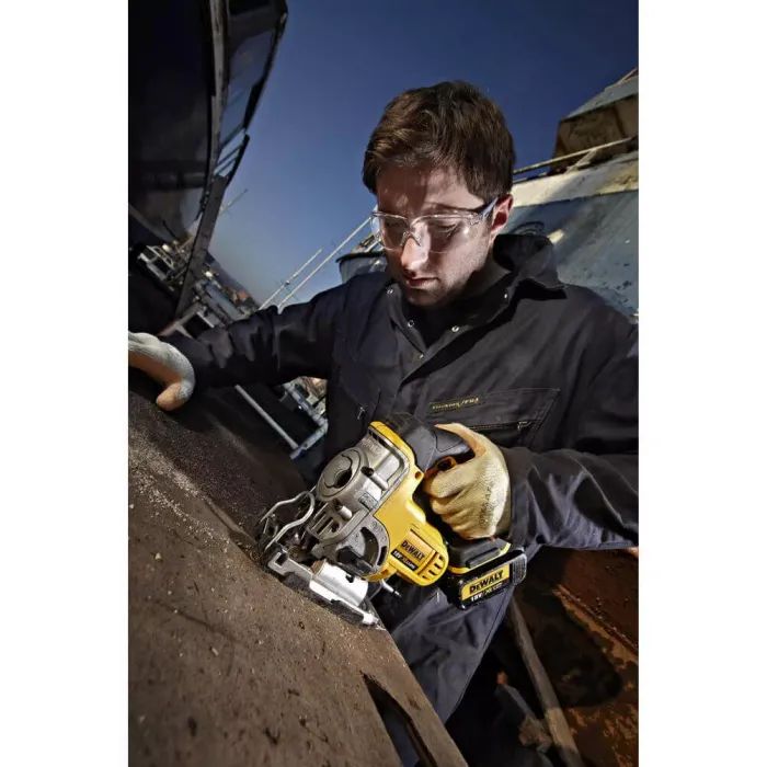 Электролобзик DeWALT 18V XR Li-lon, 3000 ход/мин (без АКБ и ЗУ) (DCS331N) изображение 3