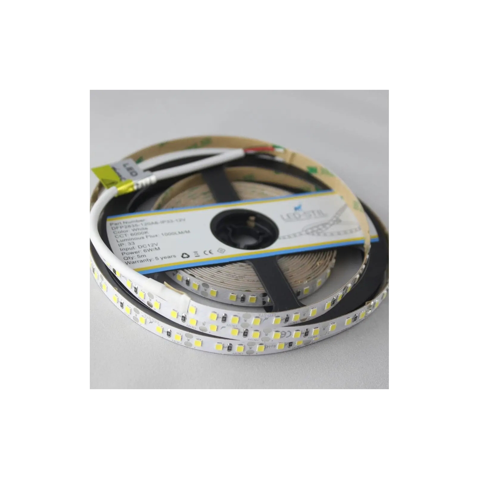 Світлодіодна стрічка LED-STIL 6000K 6 Вт/м 2835 120 діодів IP33 12 Вольт 950 lm холодне світло (DFP2835-120A6-IP33-12V) зображення 3
