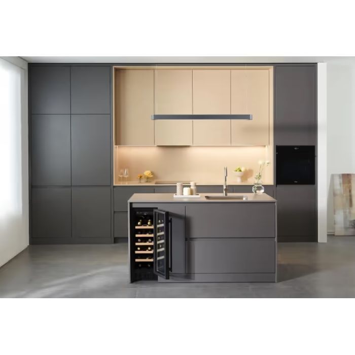 Холодильник AMICA WCF1K30B20.1 изображение 6