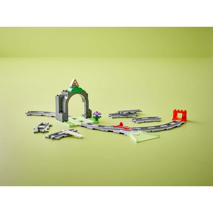 Конструктор LEGO DUPLO Town Додатковий набір. Залізничний тунель і колії (10425) зображення 11