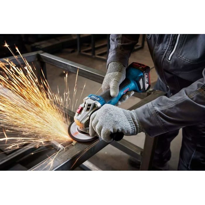 Шліфувальна машина Bosch GWS 18V-8 125мм, 18В, 2x4Ah, 0-11000об/хв, 1.7кг, кейс (0.601.9N9.020) зображення 5