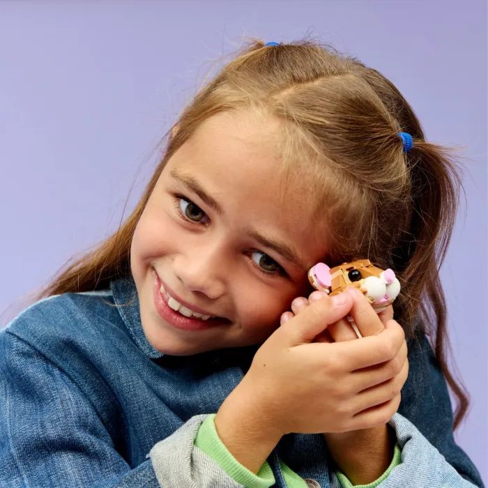 Конструктор LEGO Creator Очаровательный хомяк с цветком (31376) изображение 12