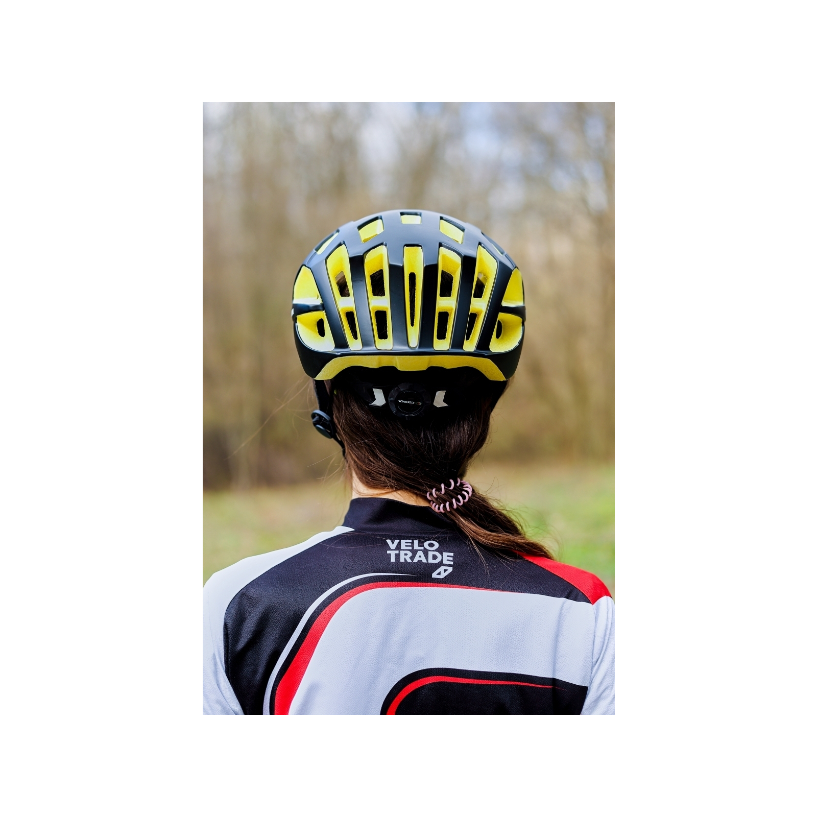 Шлем Velotrade СIGNA TT-4 черно-желтый L (58-61см) (HEAD-021) изображение 4