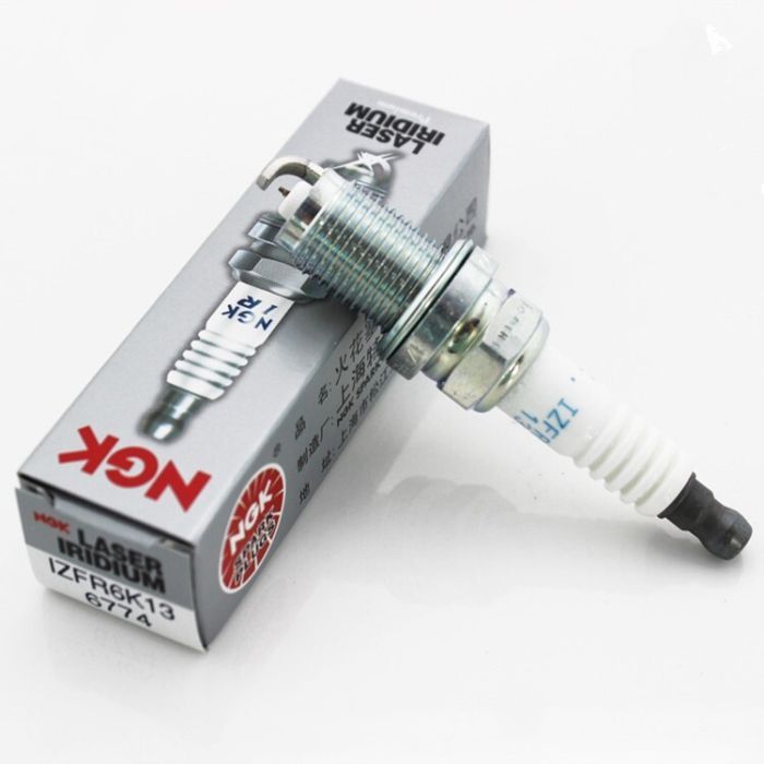 Свічка запалювання NGK 6774 IZFR6K13 зображення 2
