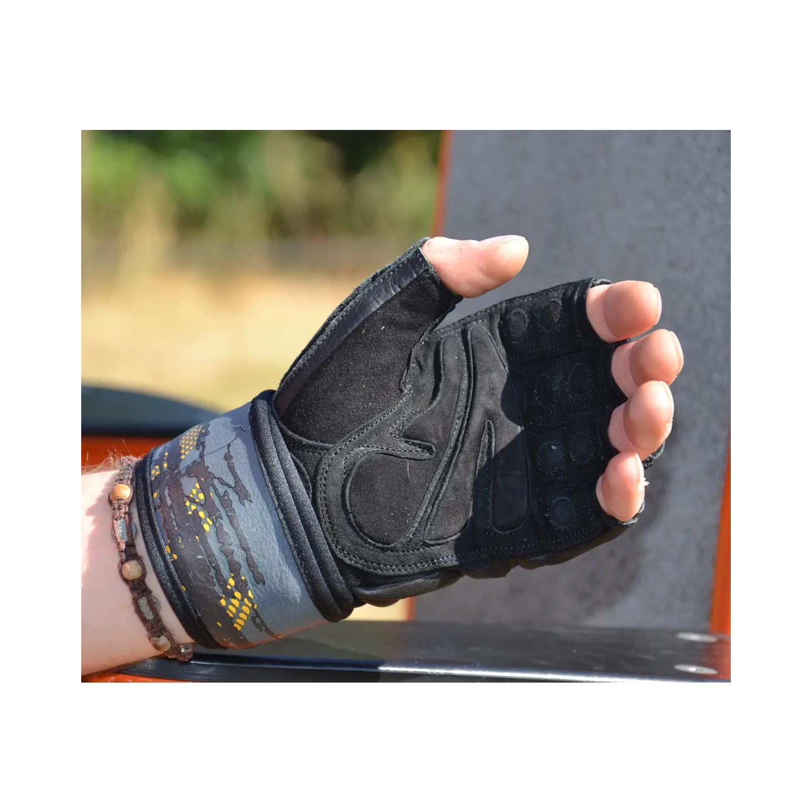 Перчатки для фитнеса MadMax MFG-880 Signature Black/Grey/Yellow XXL (MFG-880_XXL) изображение 3