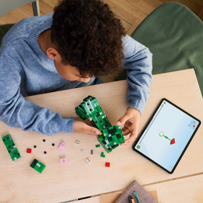 Конструктор LEGO Minecraft Кріпер (21276) зображення 9