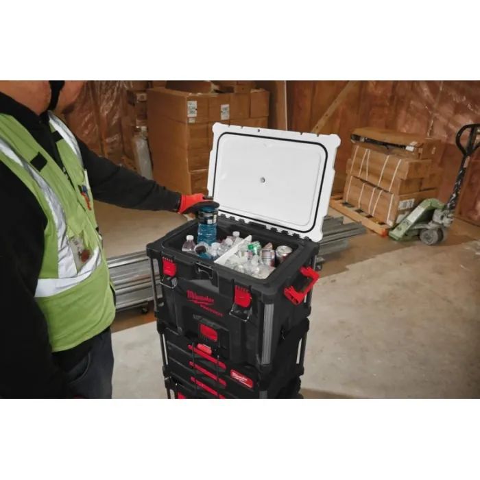 Ящик для инструментов Milwaukee PACKOUT кейс-термосумка XL (4932478648) изображение 3