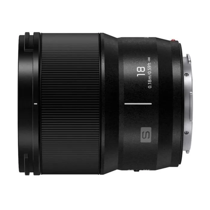 Объектив Panasonic Lumix S 18 мм F1.8 (S-S18E) изображение 2