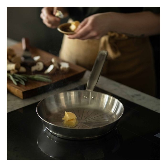 Сковорода Fiskars All Steel Pure матова 28 см (1065628) изображение 9