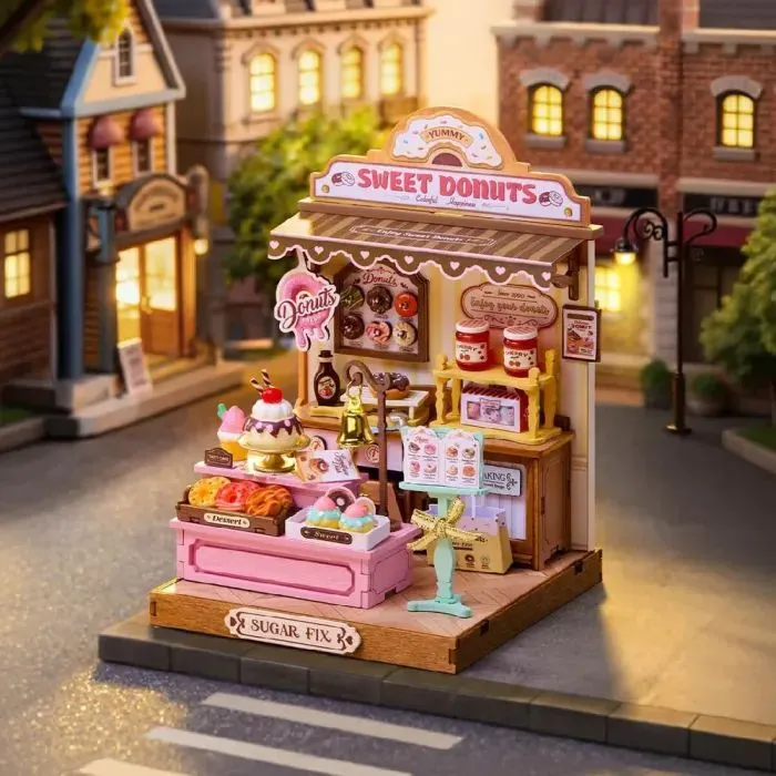 Конструктор Robotime Rolife дерев'яний 3D Магазин пончиків Sweetie's (DS051) изображение 5