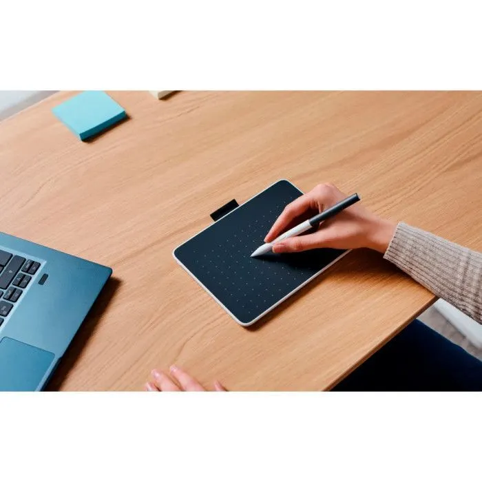 Графический планшет Wacom One S Bluetooth (CTC4110WLW2B) изображение 7