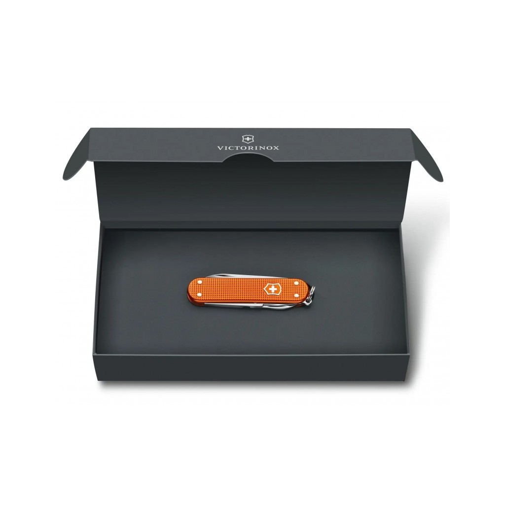 Нож Victorinox Classic SD Limited Edition 2021 Orange (0.6221.L21) изображение 4