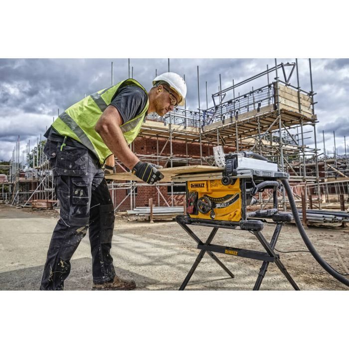 Циркулярна пила DeWALT 1850 Вт, 5800 об/хв, диск 210х30 мм, (DWE7485) зображення 3