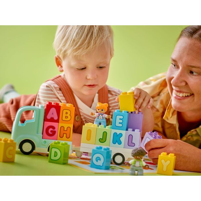 Конструктор LEGO DUPLO Town Вантажівка з абеткою 36 деталей (10421) зображення 8
