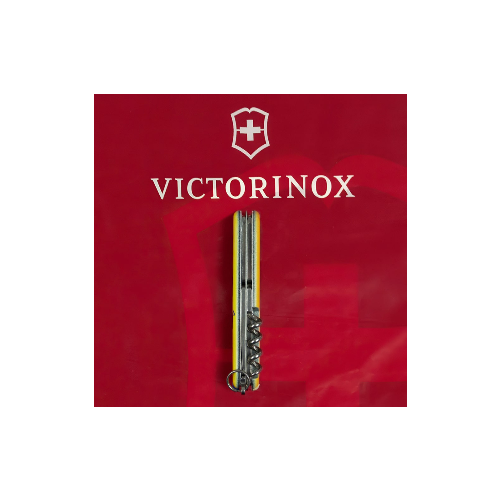 Нож Victorinox Spartan Ukraine 91 мм Герб на прапорі горизонтальний (1.3603.3_T3040p) изображение 7