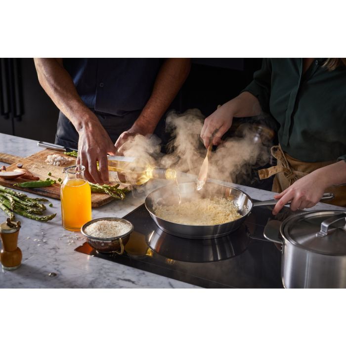 Сковорода Fiskars All Steel Pure матова 28 см (1065628) изображение 9