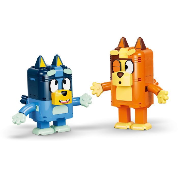 Конструктор LEGO Bluey Семья Блуи из кубиков (11217) изображение 3