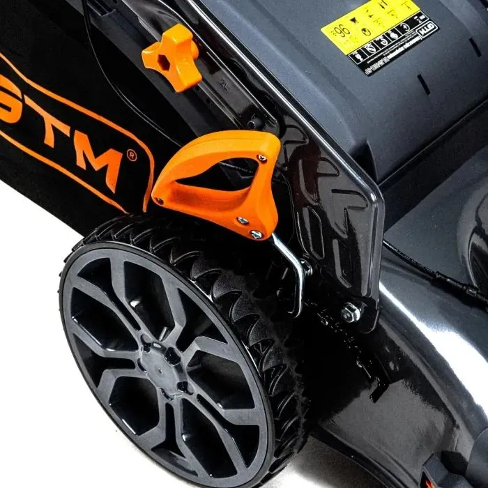 Газонокосарка GTM акумуляторна, 2×18V, 48см, самохідна, 2×4Ah, ЗП (BLM48H-SP_KIT) зображення 4