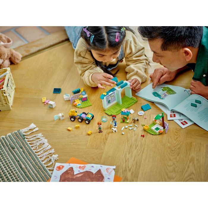 Конструктор LEGO Friends Ветеринарна клініка для сільськогосподарських тварин 161 деталей (42632) зображення 10