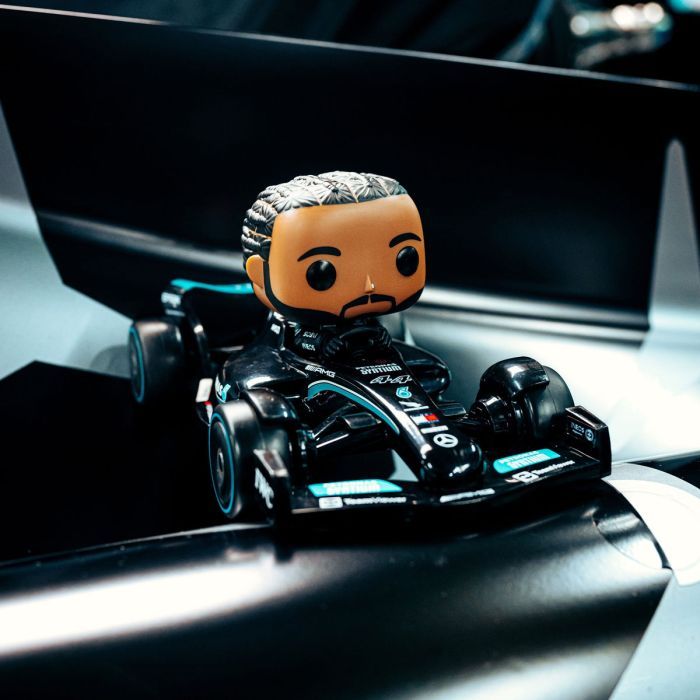 Фігурка для геймерів Funko Pop Льюїс Гамільтон на машині (75797) зображення 4