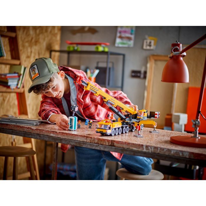 Конструктор LEGO City Жовтий пересувний будівельний кран (60409) зображення 10