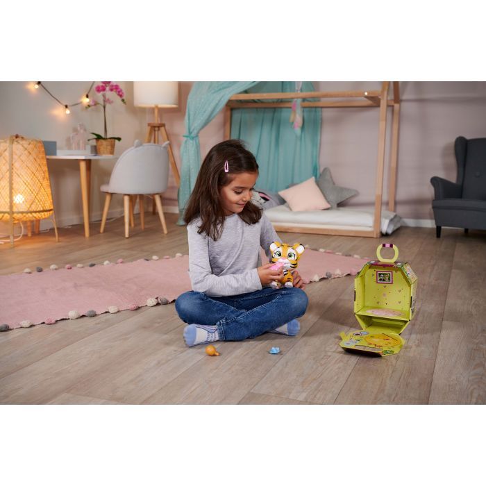 Ігровий набір Simba Pamper Petz Тигреня, що п'є і писає з кольоровою лапкою 3 аксесуарів-сюрпризу (5953575) зображення 11