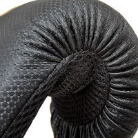 Боксерские перчатки Reebok Boxing Mitts Тренувальні чорний, золото RSCB-11130GD OSFM (885652018395) изображение 2