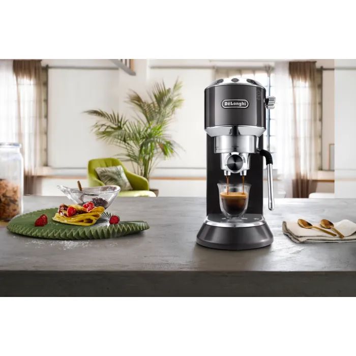Рожковая кофеварка эспрессо DeLonghi EC 885 GY (Dedica Arte) изображение 12