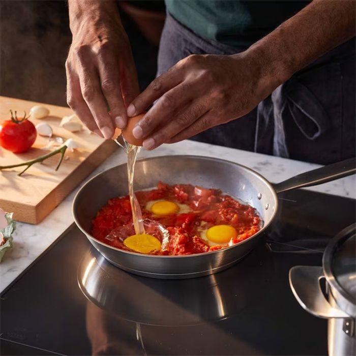 Сковорода Fiskars All Steel матова 28 см (1064745) зображення 8