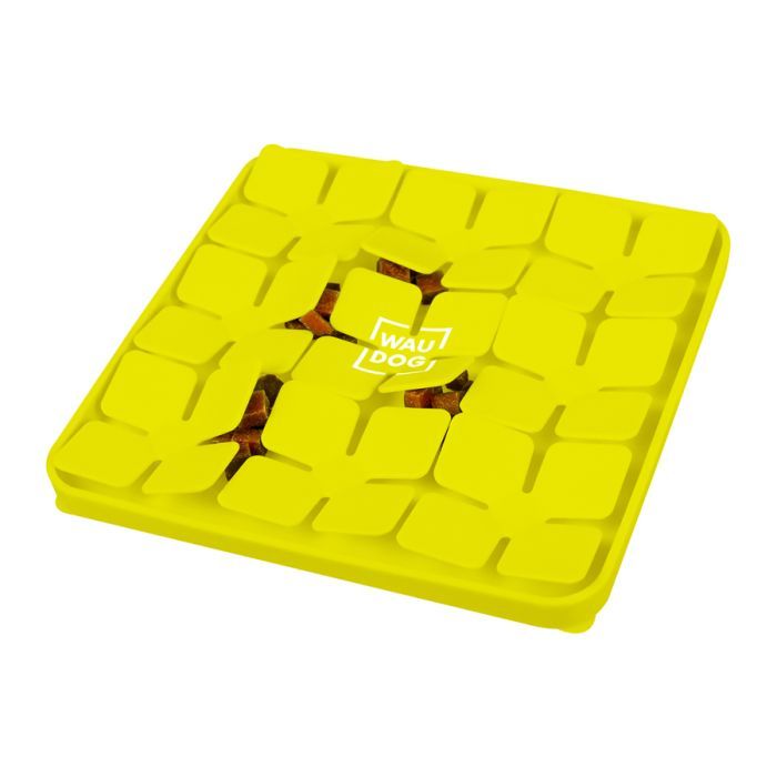 Універсальний посуд для тварин WAUDOG Silicone Килимок для пошуку корму 20х20х1.7 см жовтий (23518) зображення 4