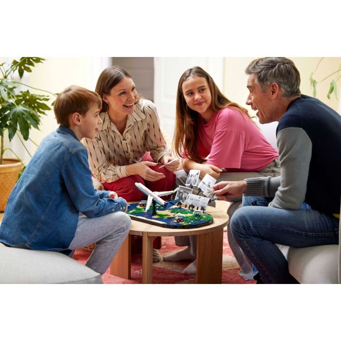 Конструктор LEGO Family Мгновения из путешествий 1231 деталь (41838) изображение 9