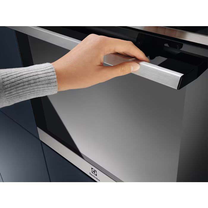 Духова шафа Electrolux EOC8P39WX зображення 4