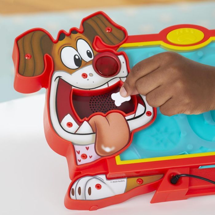 Настільна гра Hasbro Операція Лікуємо собачку з ефектами (E9694) зображення 4