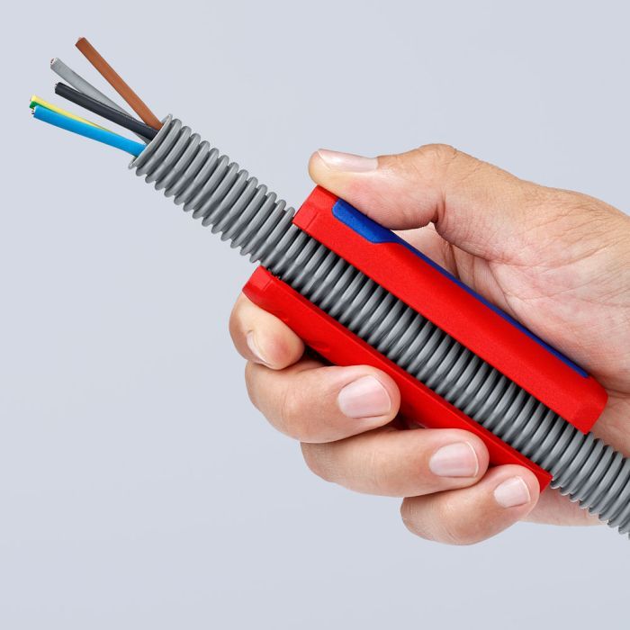 Труборіз KNIPEX для гофрованих труб (90 22 02 SB) зображення 3