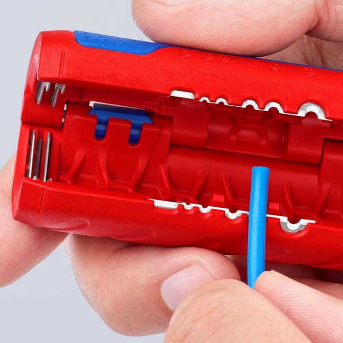 Труборіз KNIPEX для гофрованих труб (90 22 02 SB) зображення 6