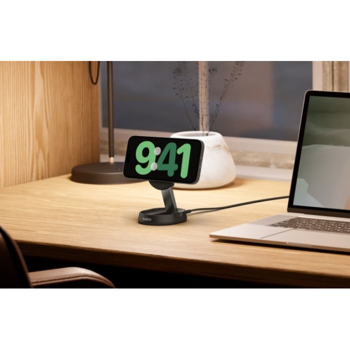 Зарядний пристрій Belkin 15W Magnetic Stand Qi2 black (WIA008BTBK) зображення 2
