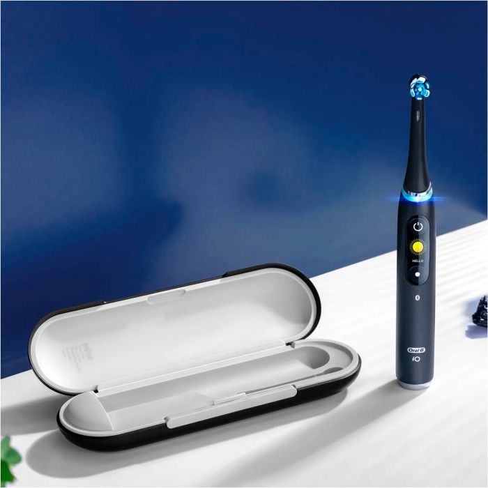 Электрическая зубная щетка Oral-B IOM9.1B2.2AD Black Onyx изображение 7